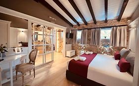 La Quinta Luxury Palace